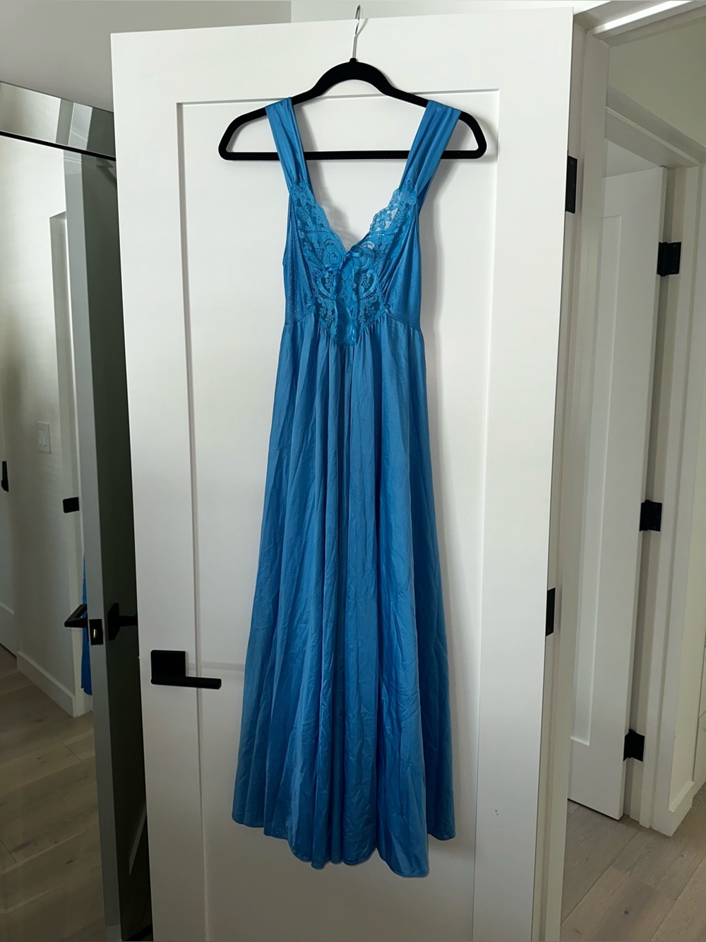 VTG Olga Gown Maxi Nightgown Lace Blue Slip Dress sz medium M